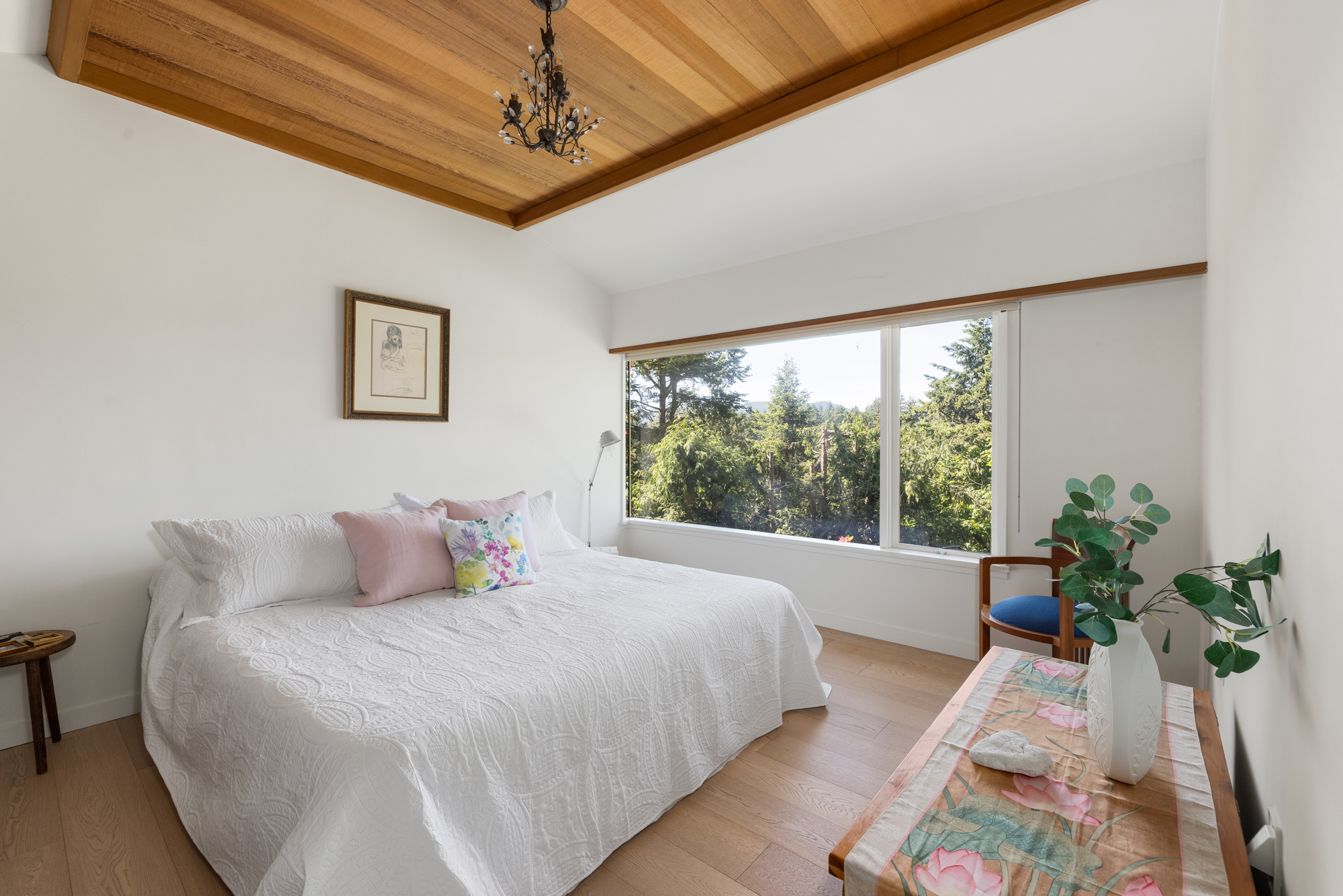 6485 Madrona Crescent